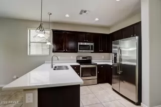 Photo #3: 6462411 Listing 