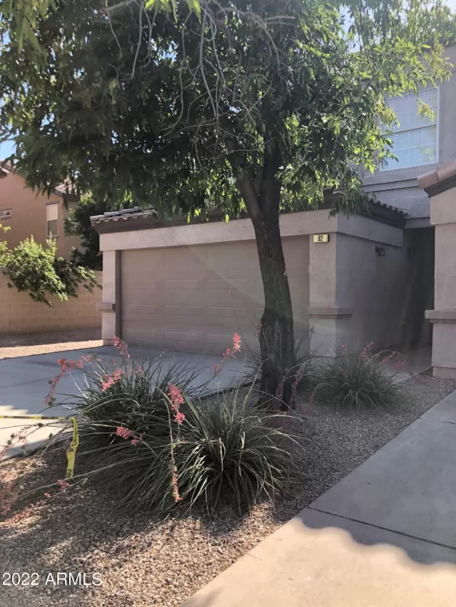 MLS: 6462445 Condo For Sale