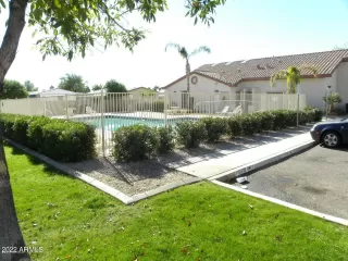 Photo #4: 6462445 Listing 