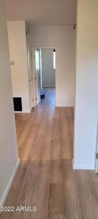 Photo #5: 6462493 Listing