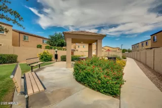 Photo #4: 6462635 Listing