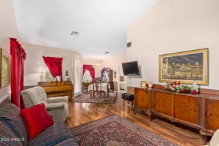 Photo #6: 6462635 Listing