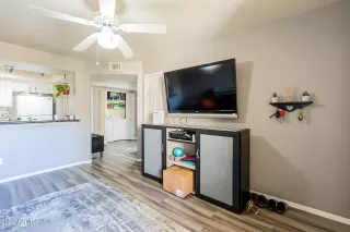 Photo #4: 6462928 Listing