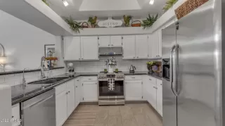 Photo #4: 6463017 Listing 