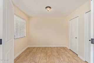 Photo #5: 6463055 Listing 