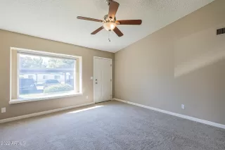 Photo #5: 6463326 Listing 