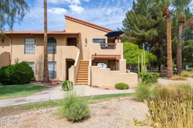 MLS: 6463348 Condo For Sale