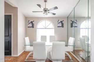 Photo #5: 6463348 Listing