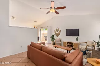 Photo #6: 6463652 Listing