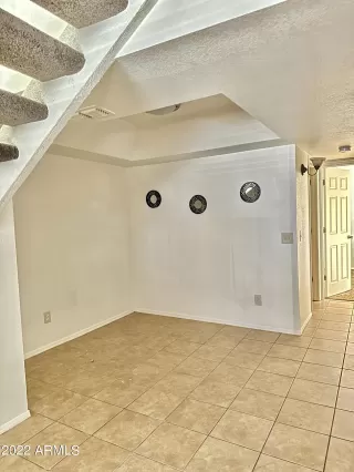 Photo #5: 6463720 Listing 