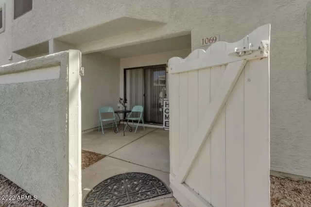 MLS: 6464296 Condo For Sale
