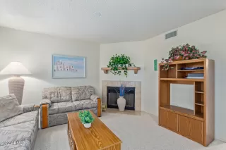 Photo #3: 6464586 Listing 