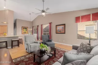 Photo #3: 6464721 Listing 