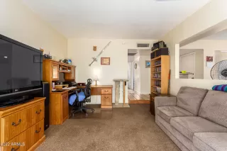 Photo #6: 6464751 Listing