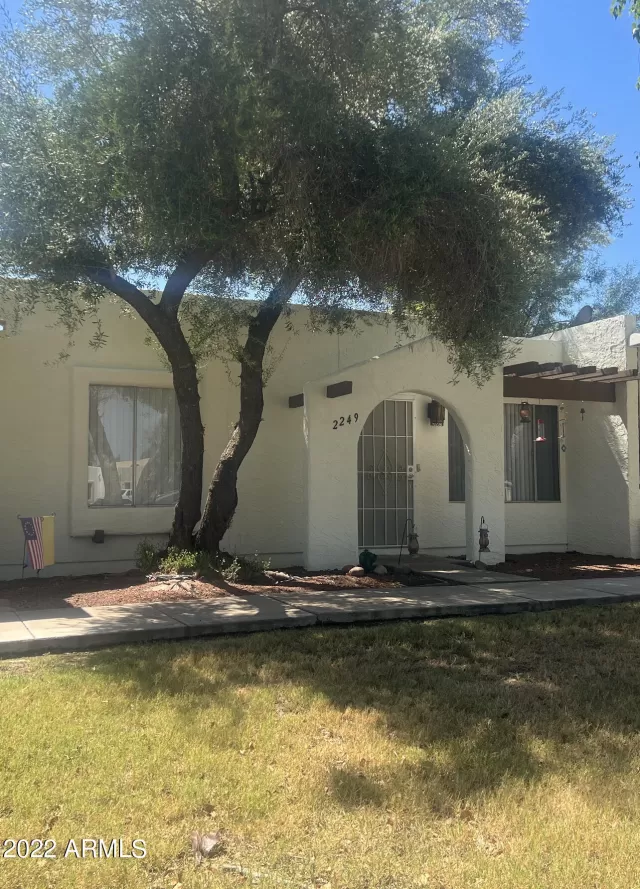 MLS: 6464909 Condo For Sale