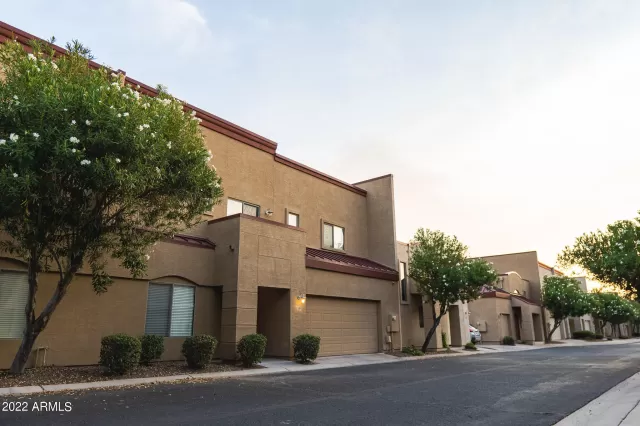 MLS: 6464941 Condo For Sale