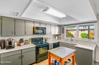 Photo #2: 6465045 Listing 