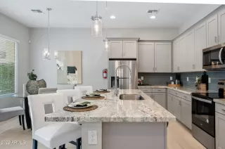 Photo #6: 6465213 Listing 