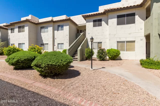 MLS: 6465334 Condo For Sale