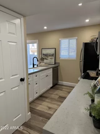 Photo #2: 6465533 Listing