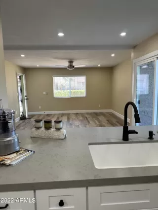 Photo #3: 6465533 Listing