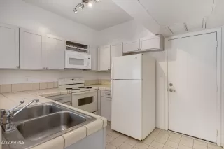 Photo #6: 6465538 Listing