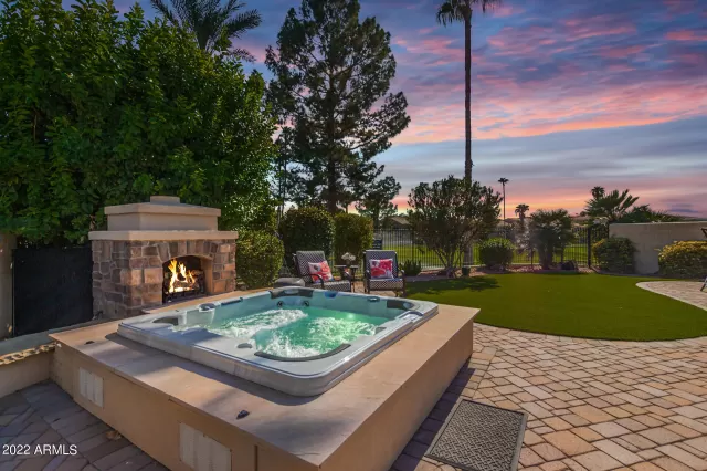 MLS: 6465810 Condo For Sale