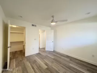 Photo #5: 6466069 Listing 