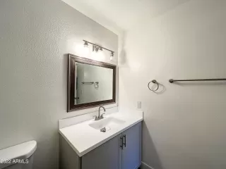 Photo #6: 6466069 Listing 