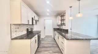 Photo #5: 6466207 Listing 