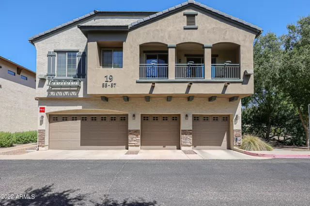 MLS: 6466366 Condo For Sale