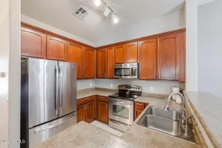 Photo #3: 6466366 Listing