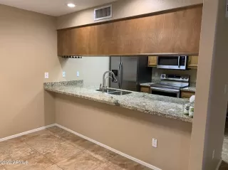 Photo #6: 6466611 Listing 