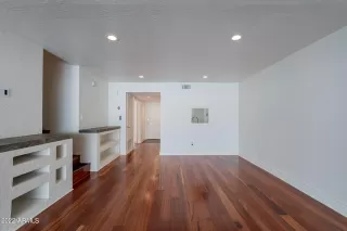 Photo #2: 6466738 Listing 