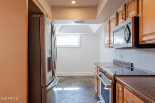 Photo #5: 6466738 Listing 