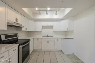 Photo #3: 6466785 Listing