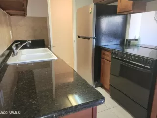 Photo #6: 6466842 Listing