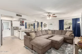Photo #4: 6467580 Listing