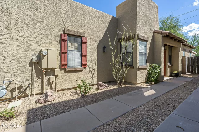 MLS: 6467625 Condo For Sale