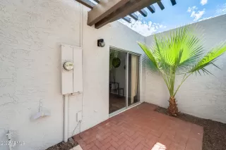 Photo #3: 6467672 Listing