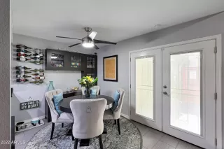 Photo #6: 6468032 Listing