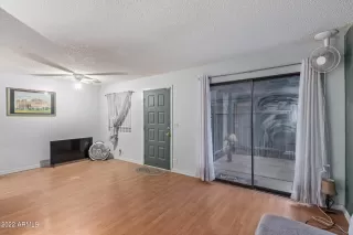 Photo #4: 6468053 Listing 