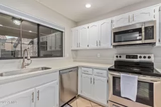 Photo #4: 6468168 Listing