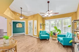 Photo #3: 6468641 Listing