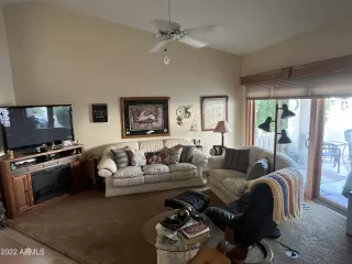 Photo #5: 6468653 Listing