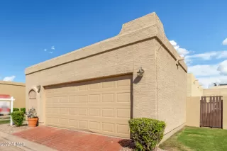 Photo #2: 6469036 Listing