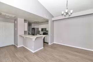 Photo #2: 6469102 Listing