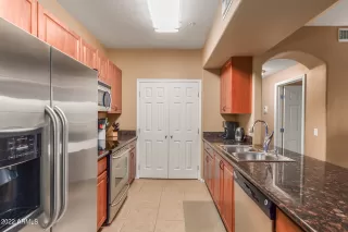 Photo #5: 6469664 Listing