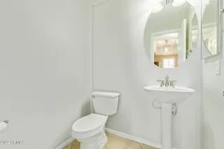 Photo #5: 6469955 Listing