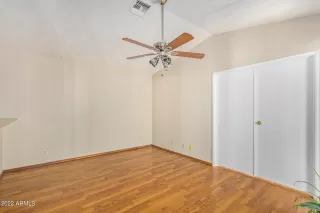 Photo #6: 6469997 Listing 